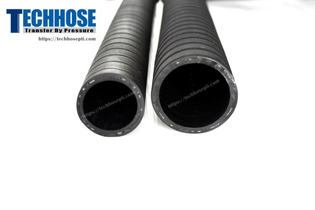 ท่อยางเสริมแรง